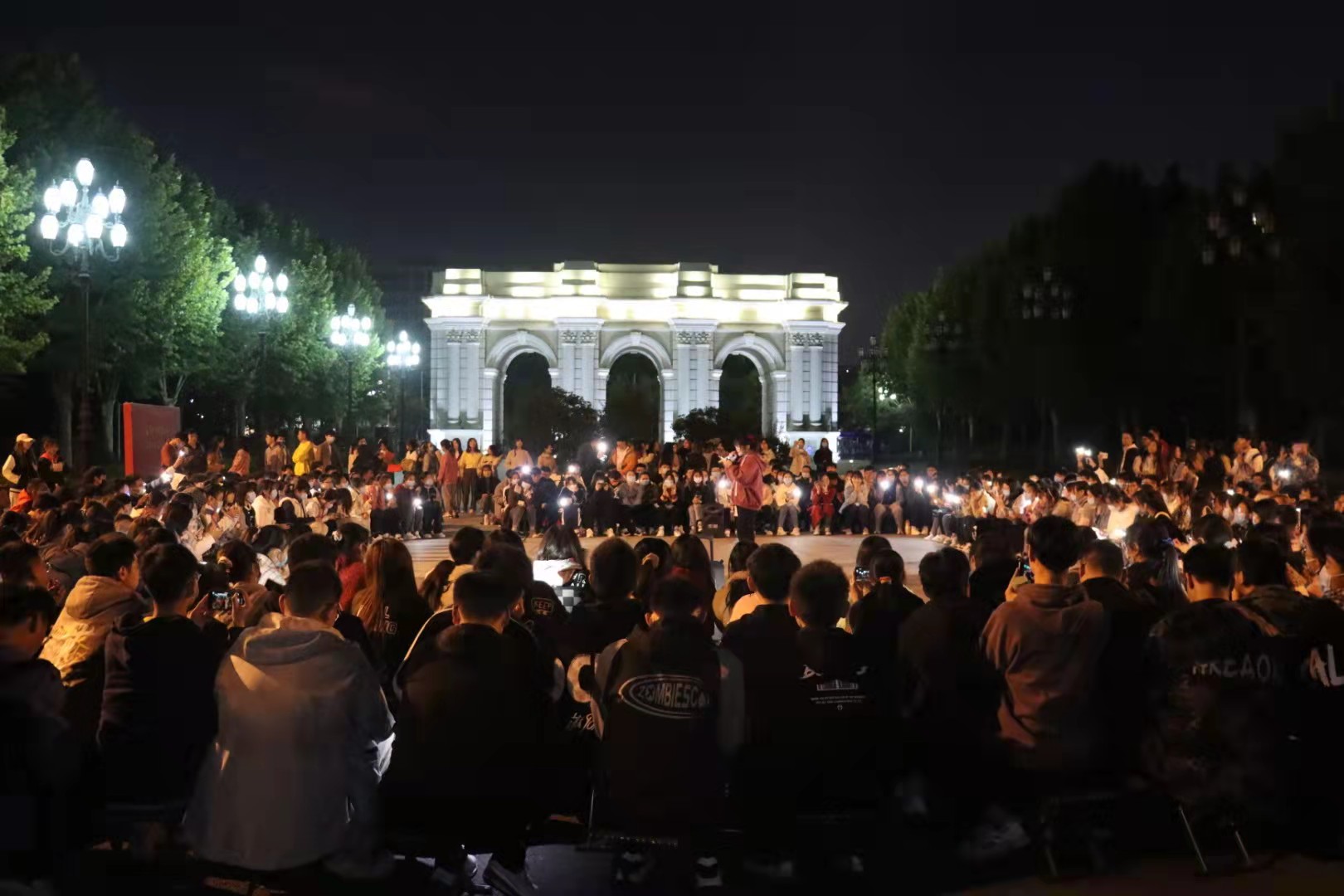 ���ߵ����˿��ֽ�