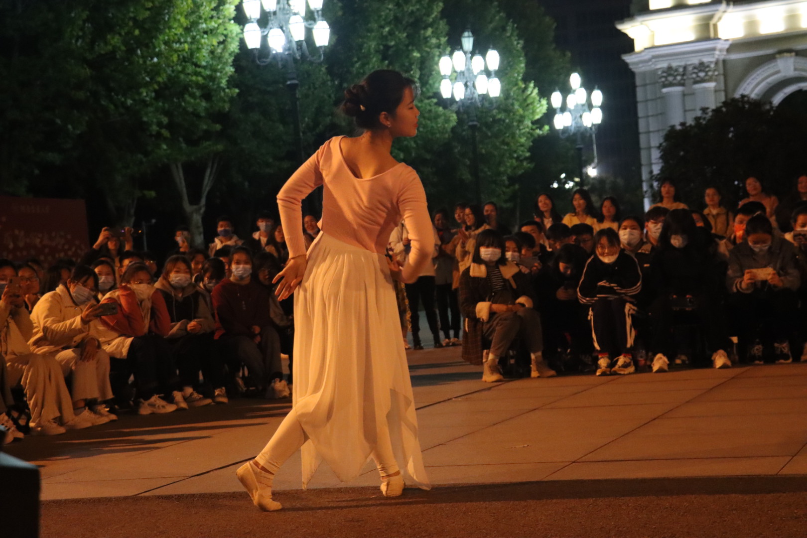 ���ߵ����˿��ֽ�