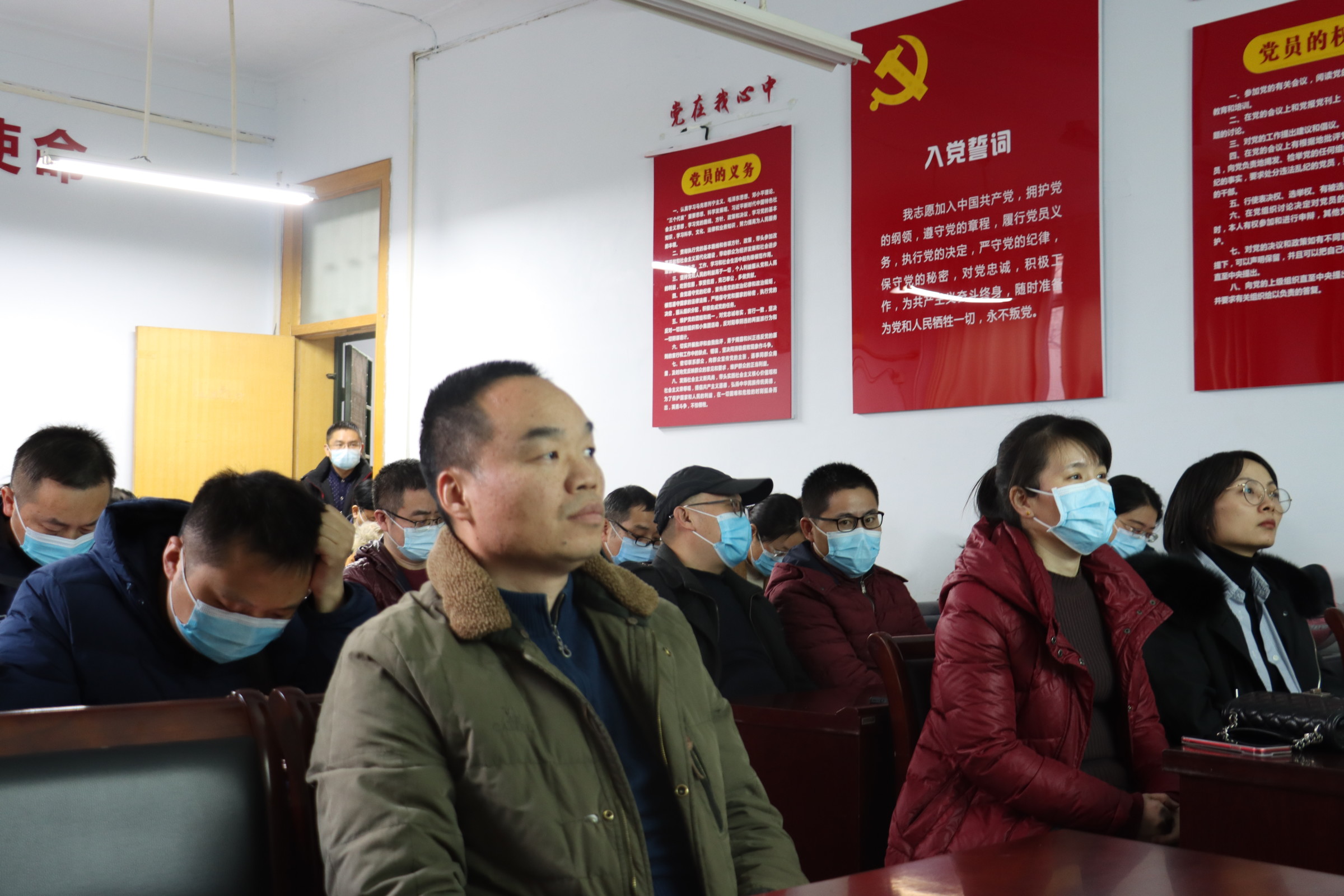 ���ߵ����˿��ֽ�