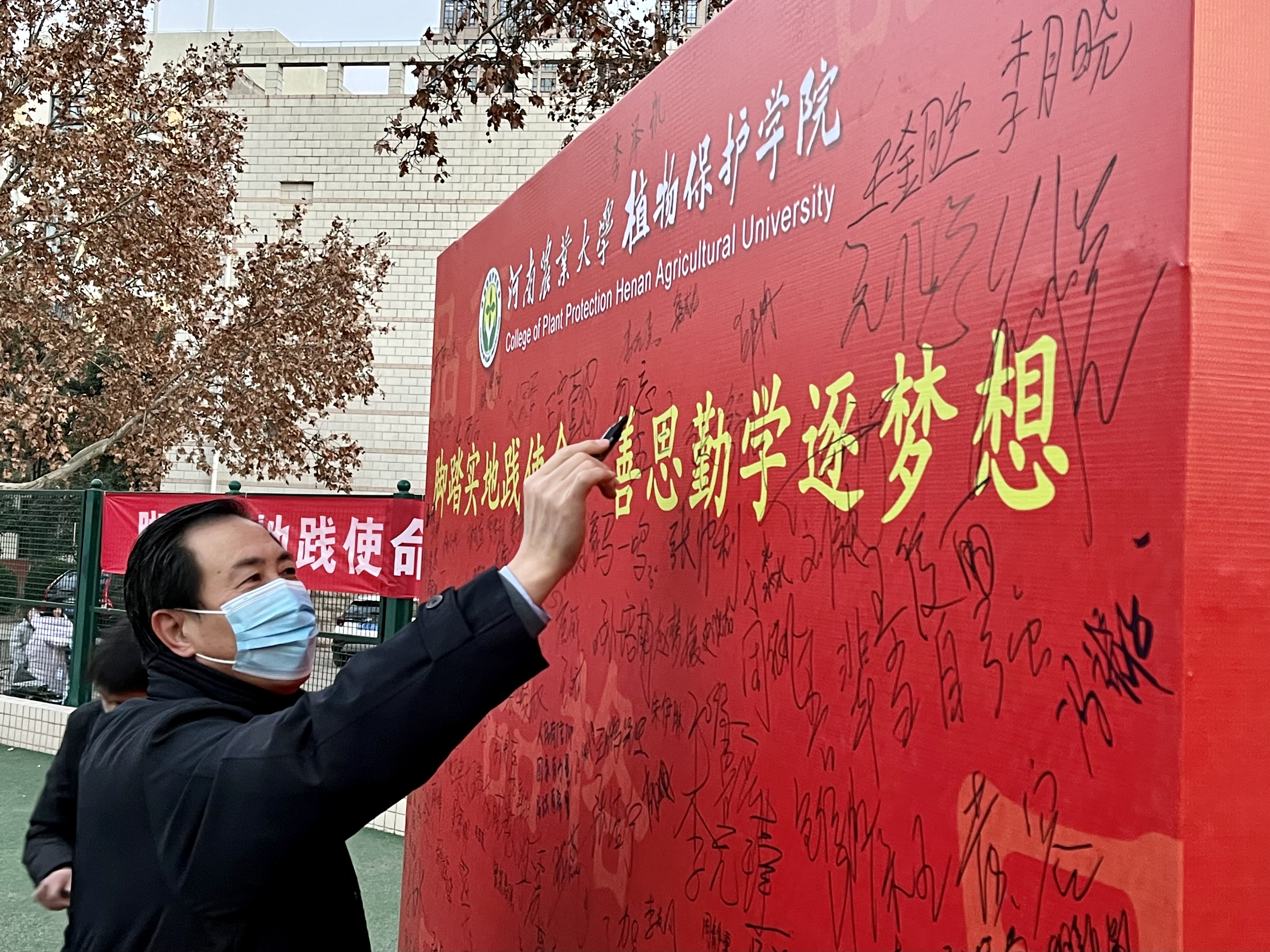 在线德州扑克现金