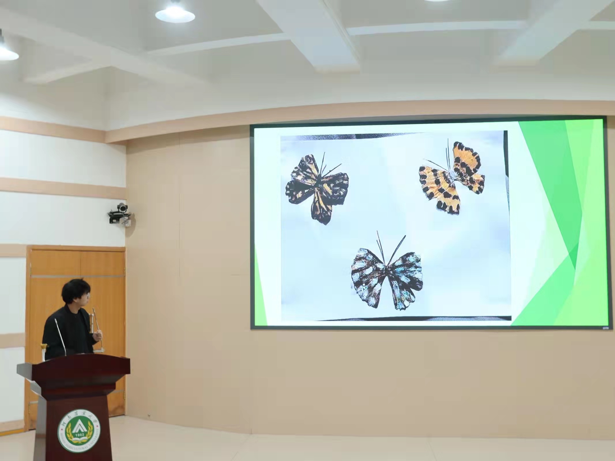 在线德州扑克现金