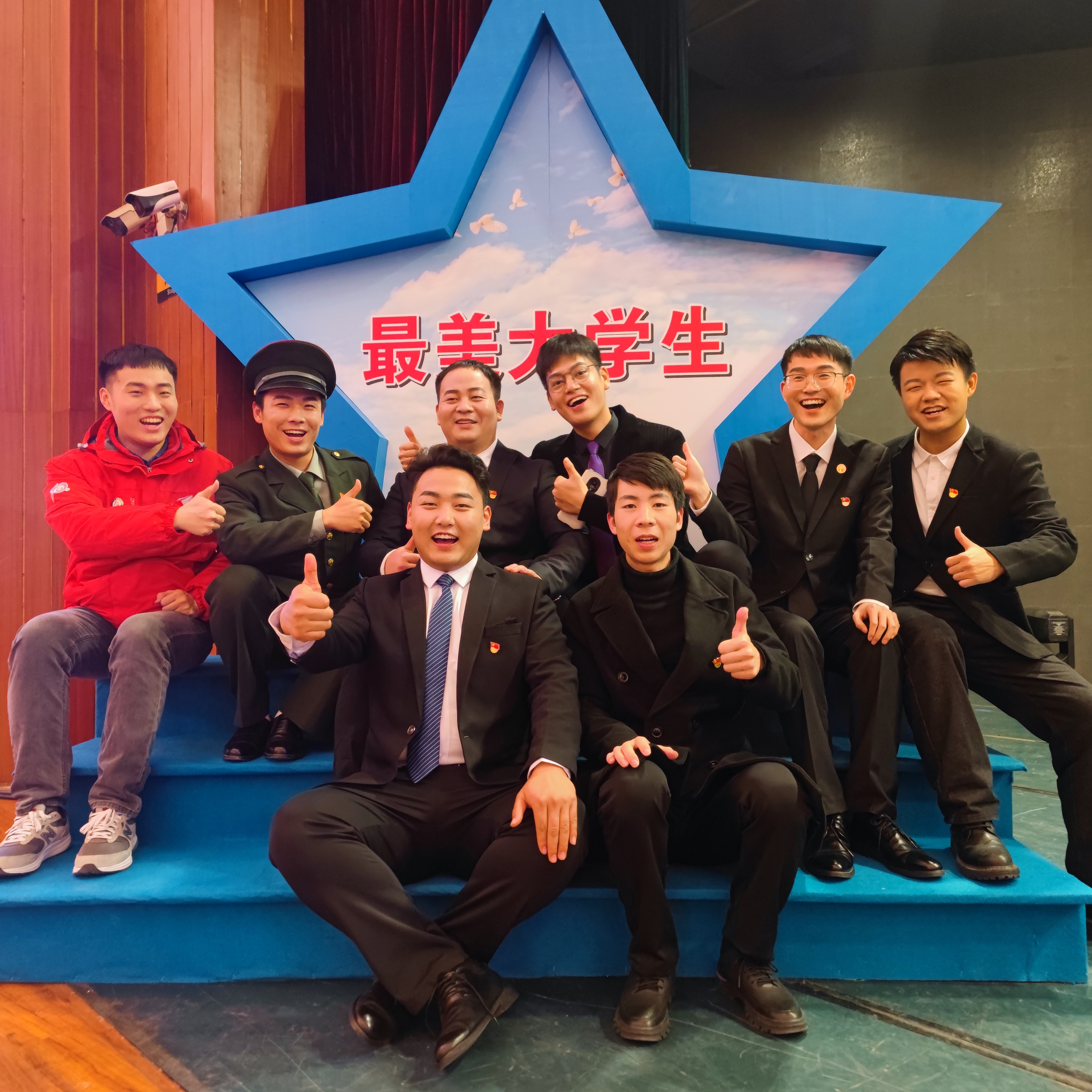 ���ߵ����˿��ֽ�