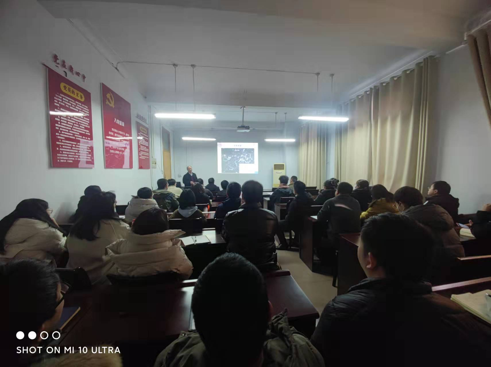 ���ߵ����˿��ֽ�