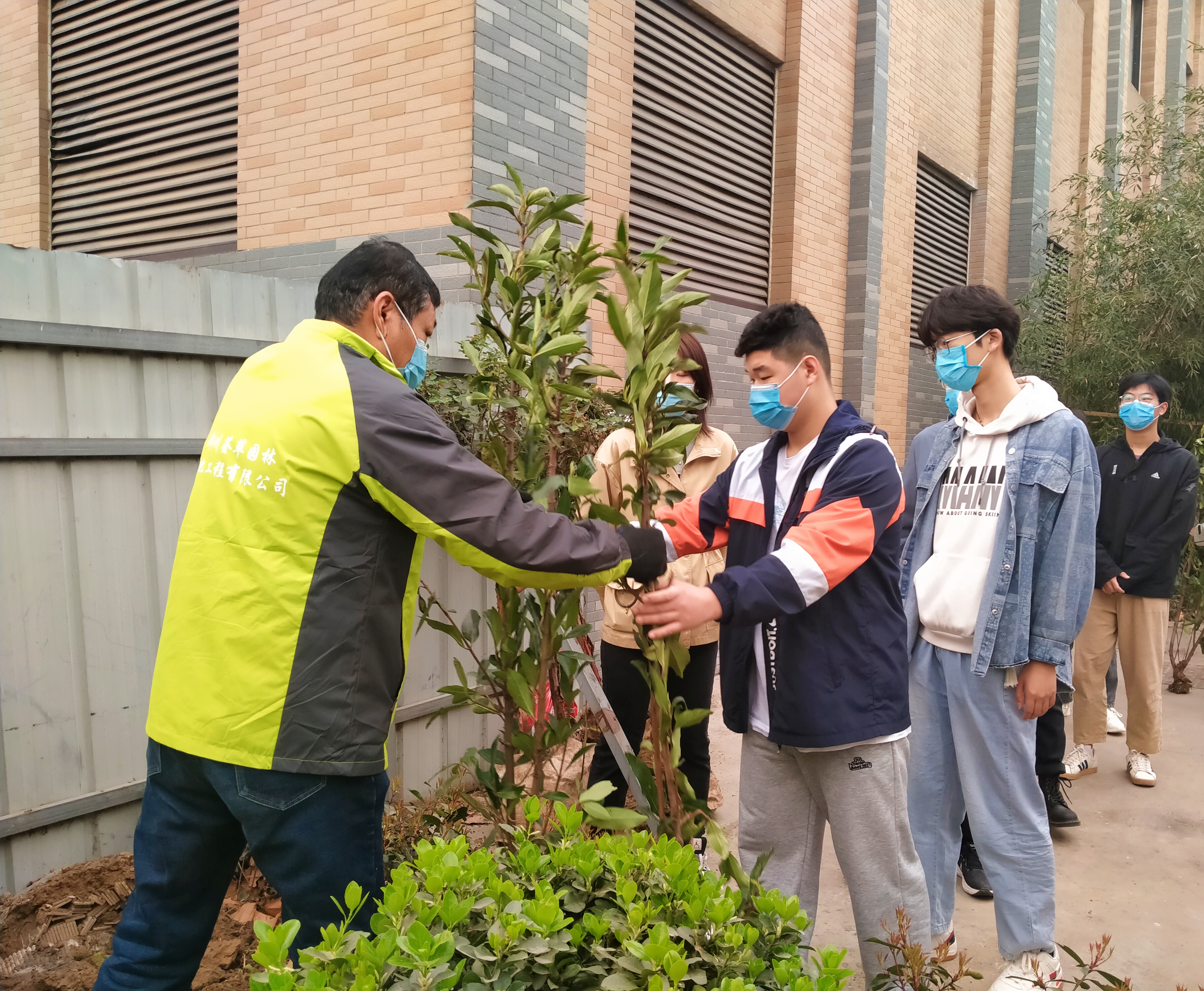 ���ߵ����˿��ֽ�