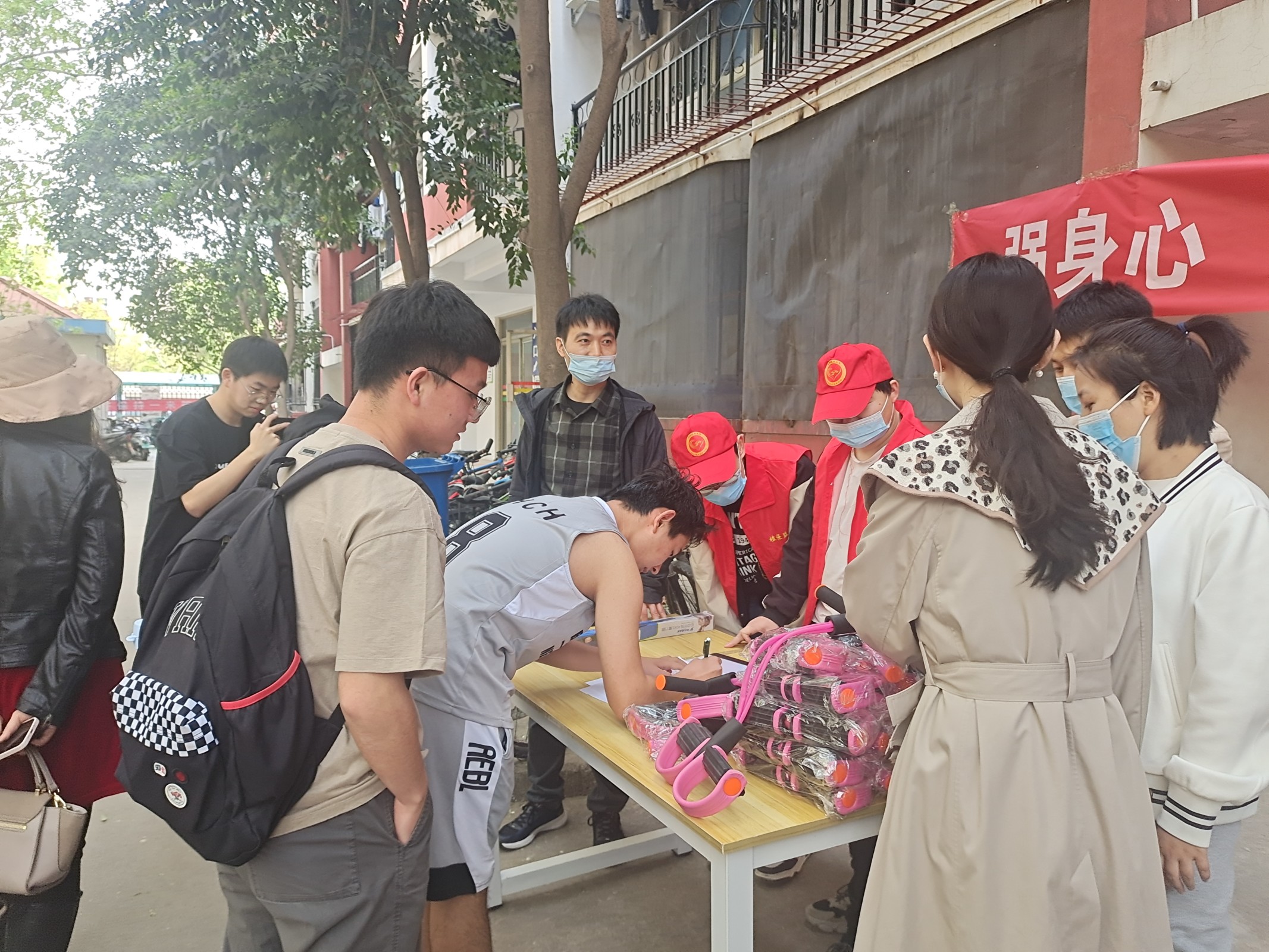 ���ߵ����˿��ֽ�