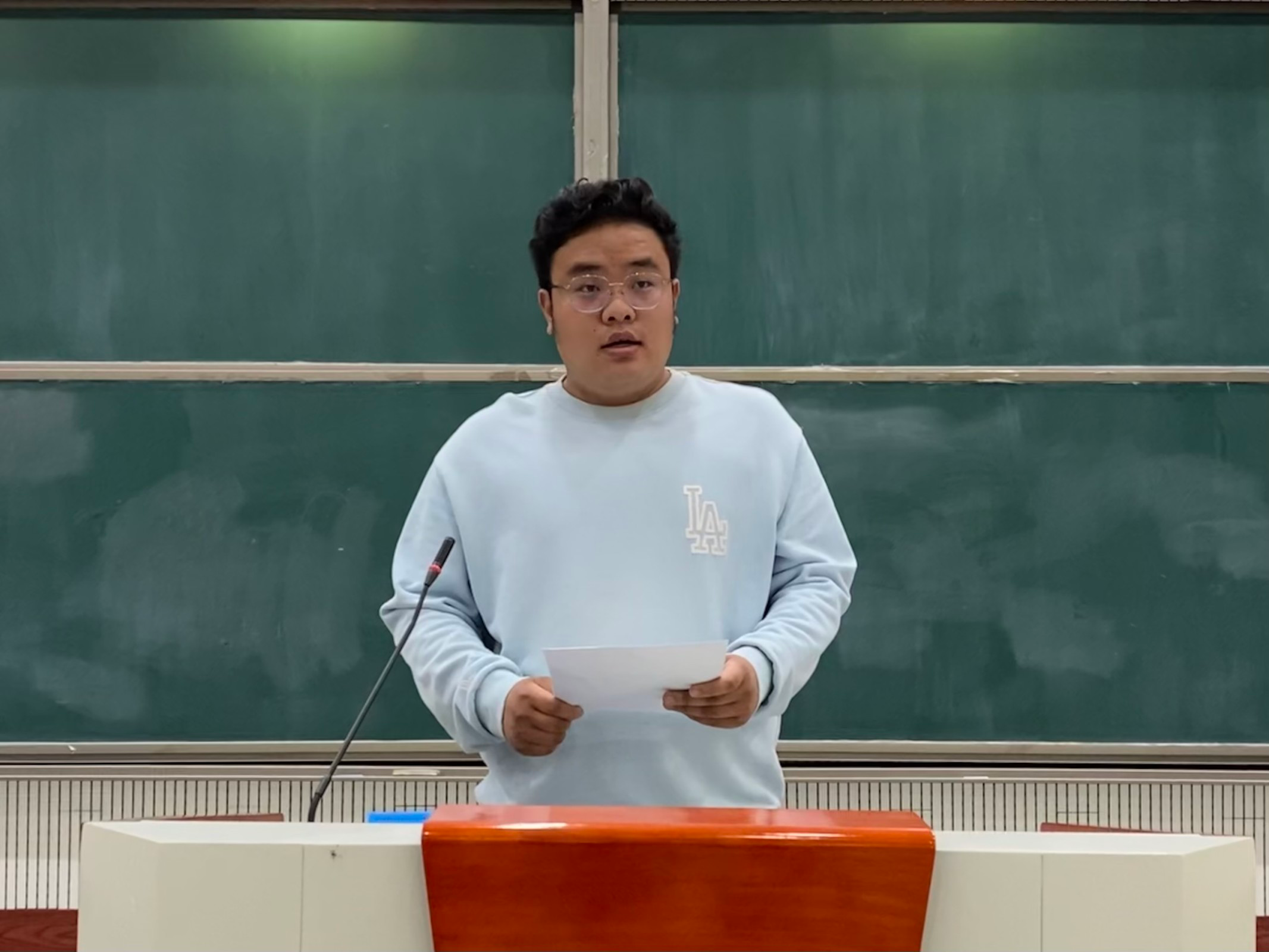 ���ߵ����˿��ֽ�