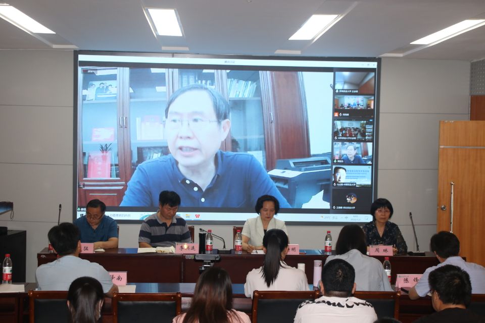 在线德州扑克现金