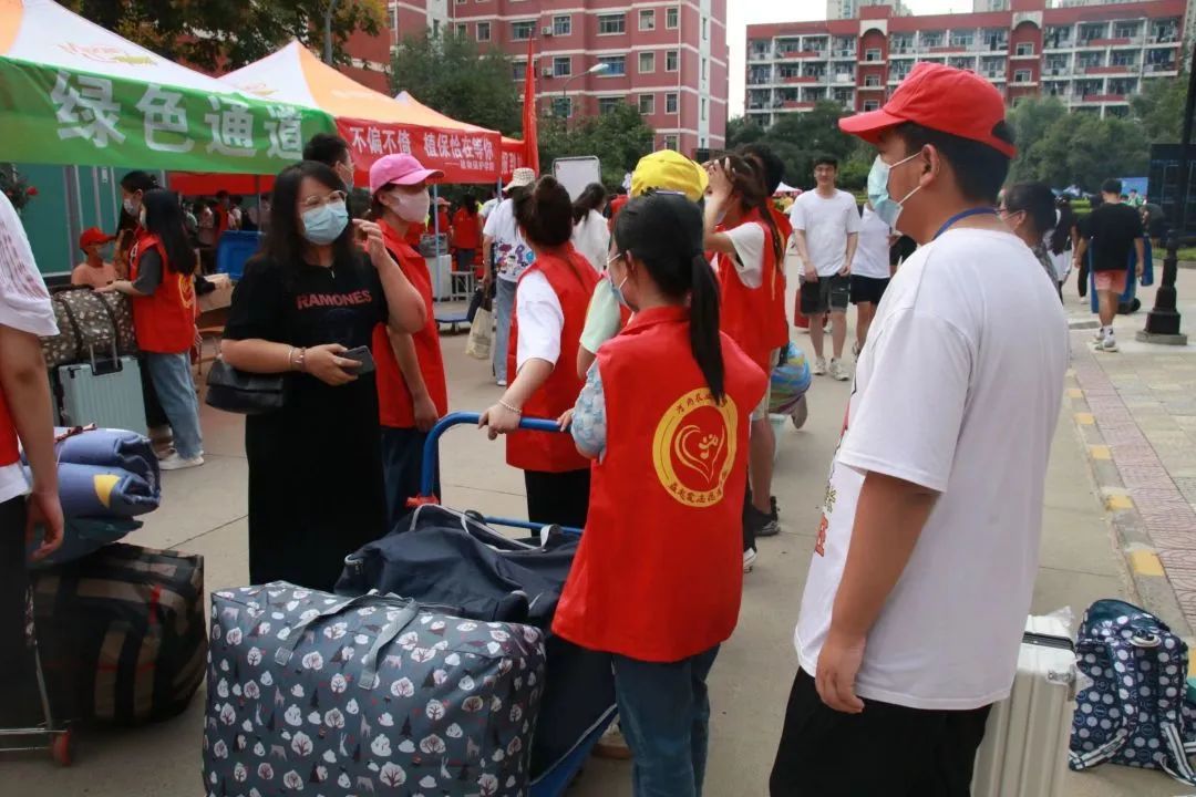 ���ߵ����˿��ֽ�