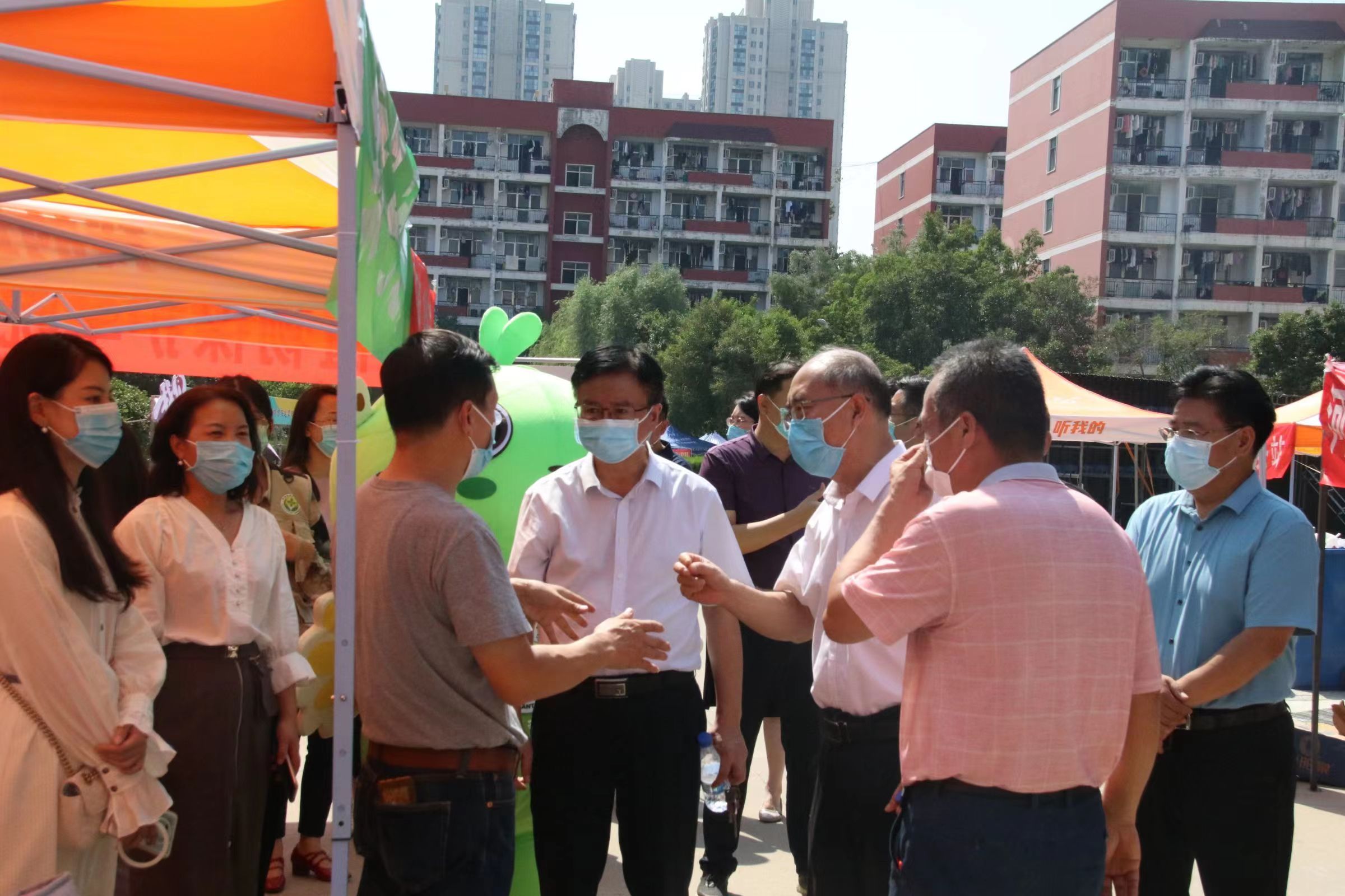 ���ߵ����˿��ֽ�