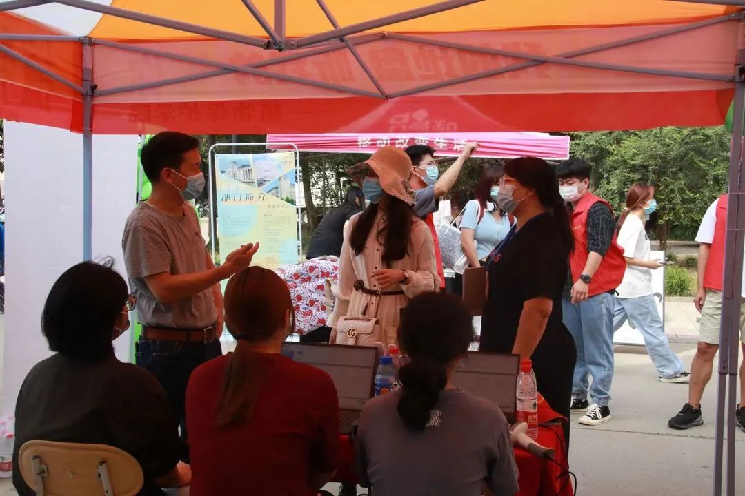 ���ߵ����˿��ֽ�