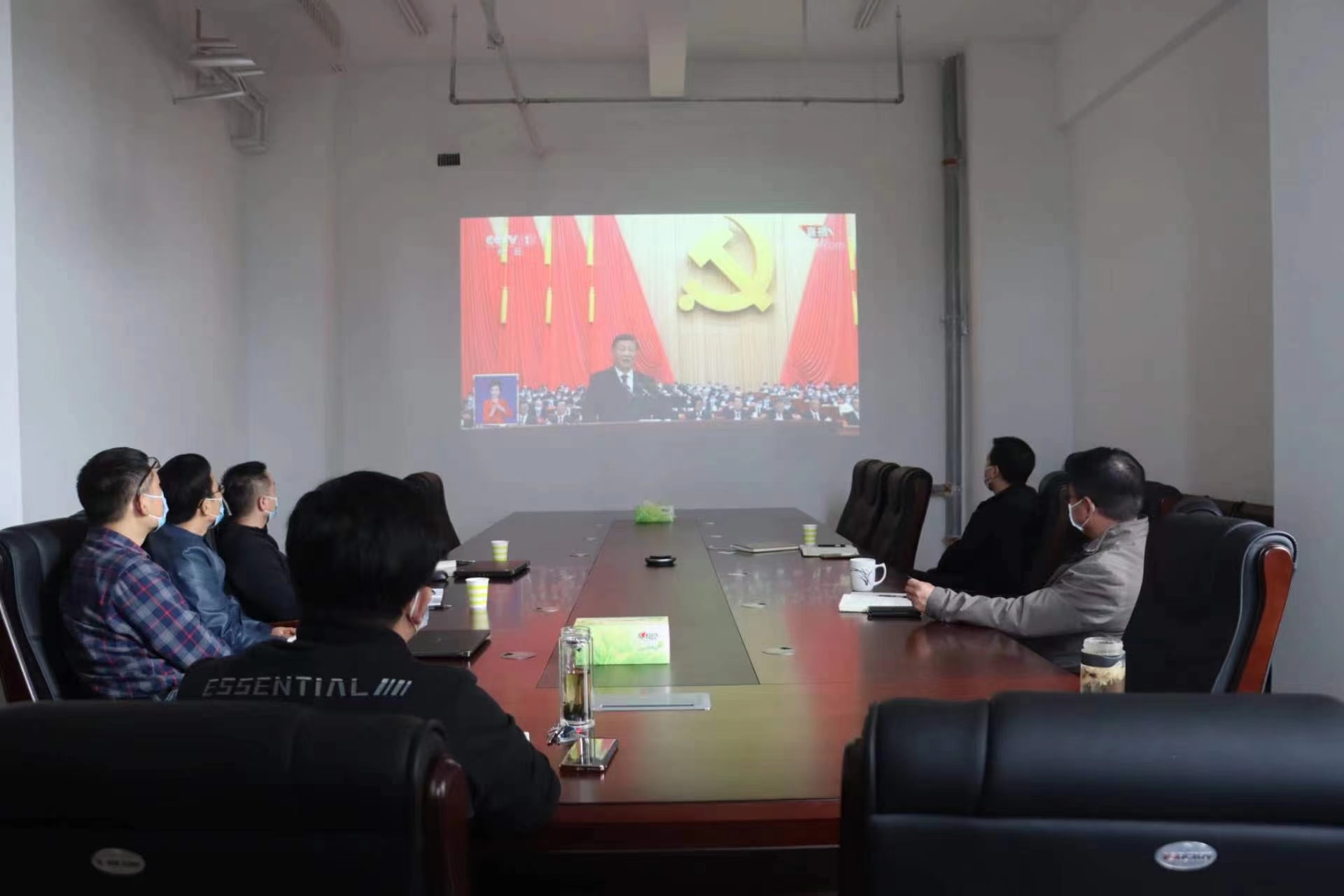 ���ߵ����˿��ֽ�