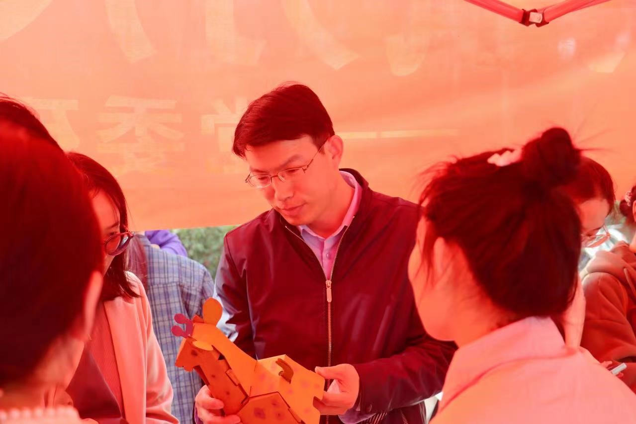 ���ߵ����˿��ֽ�