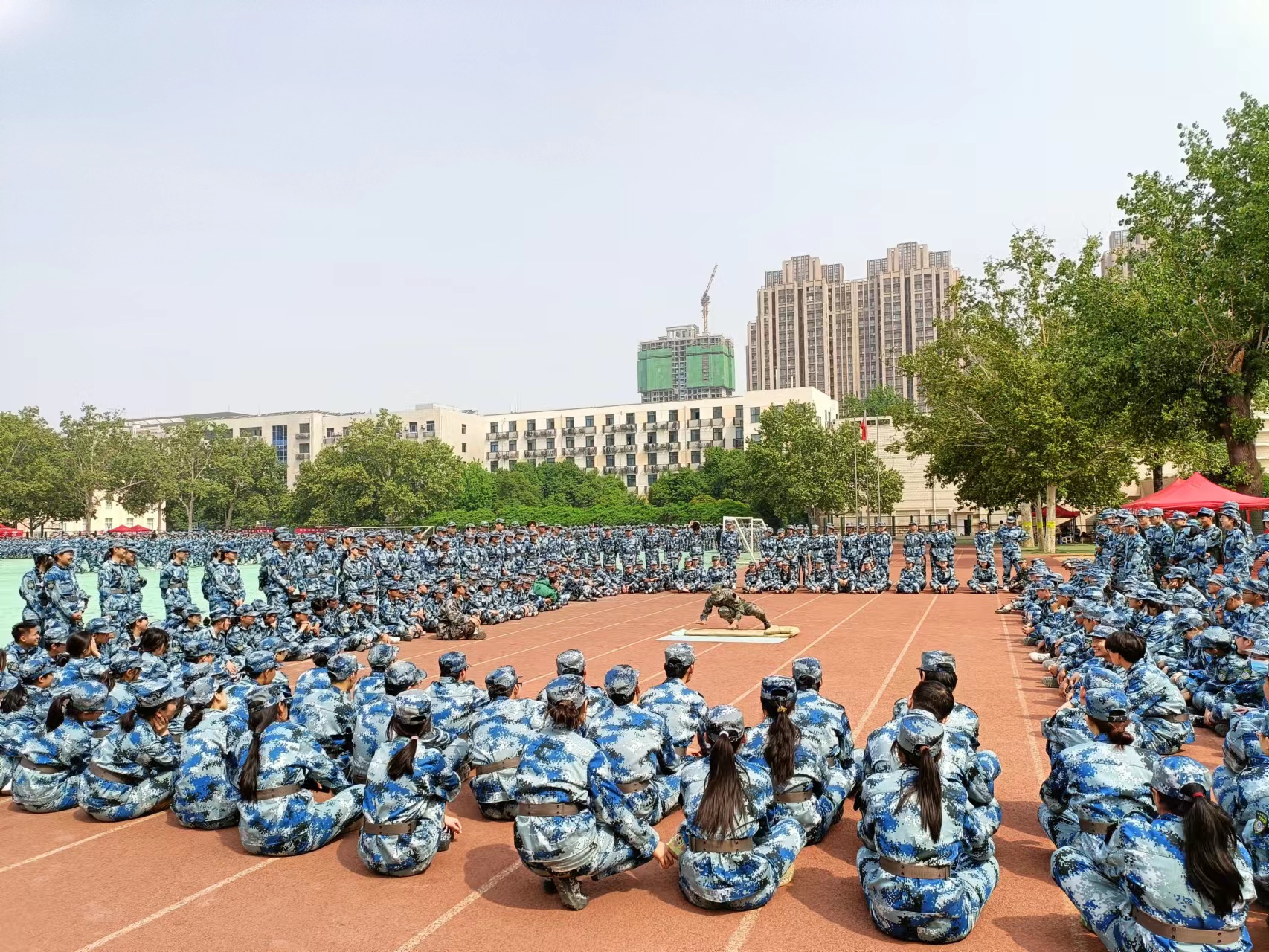 ���ߵ����˿��ֽ�