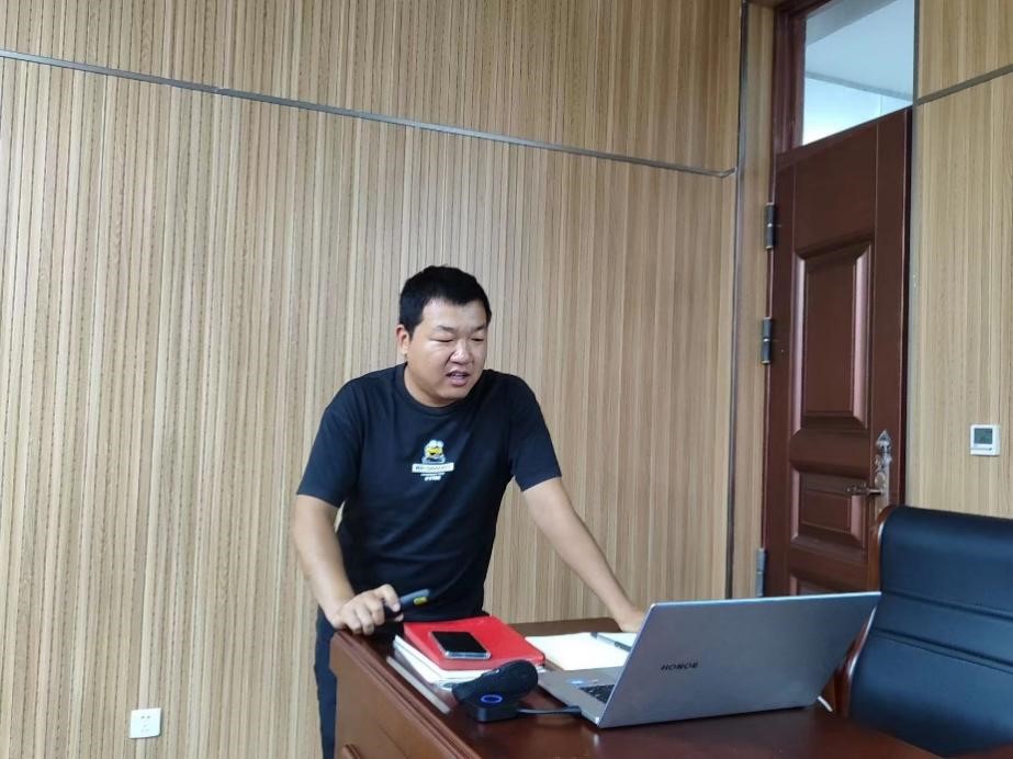 在线德州扑克现金