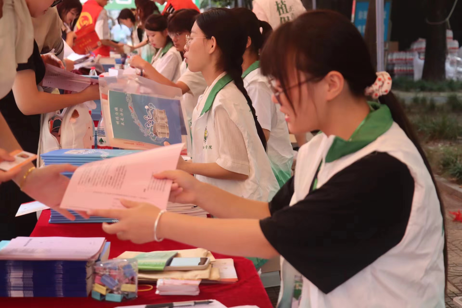 ���ߵ����˿��ֽ�