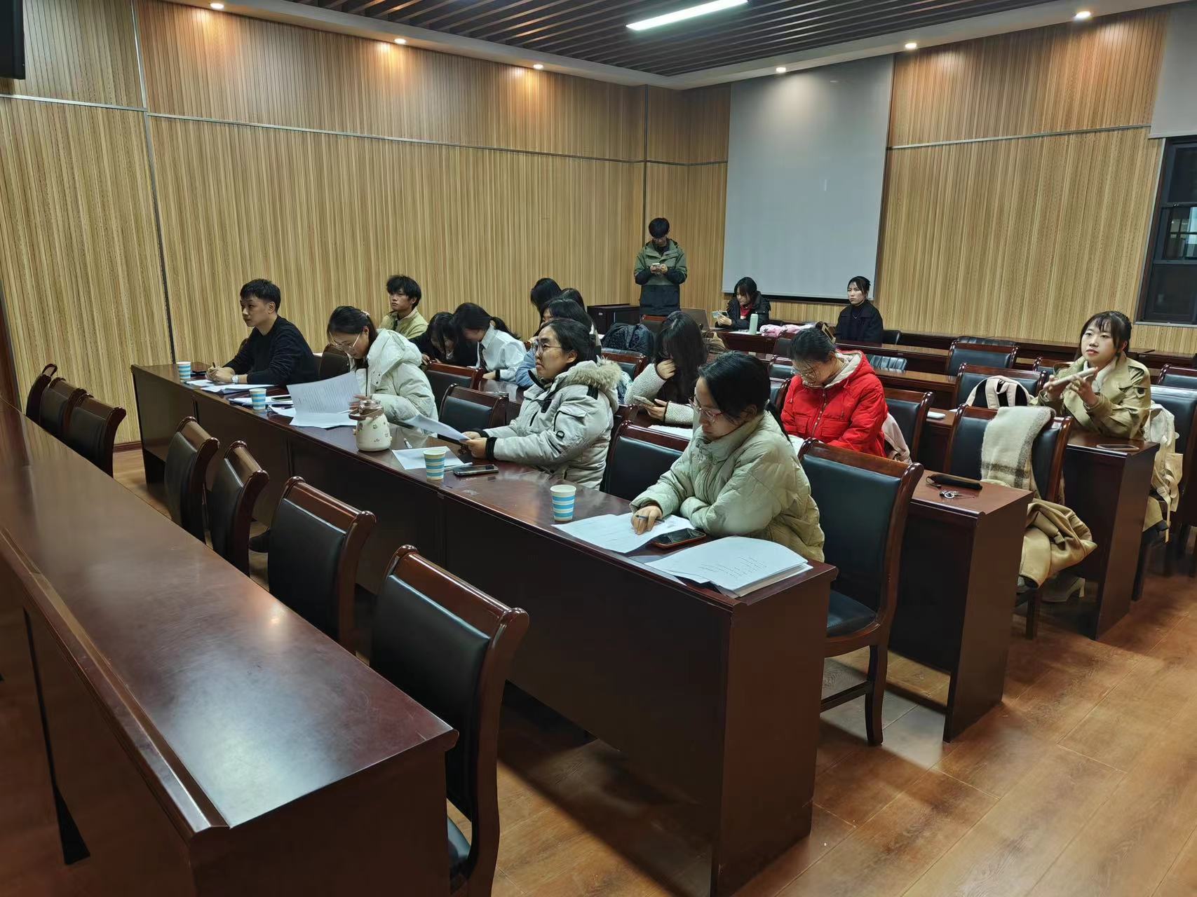 ���ߵ����˿��ֽ�