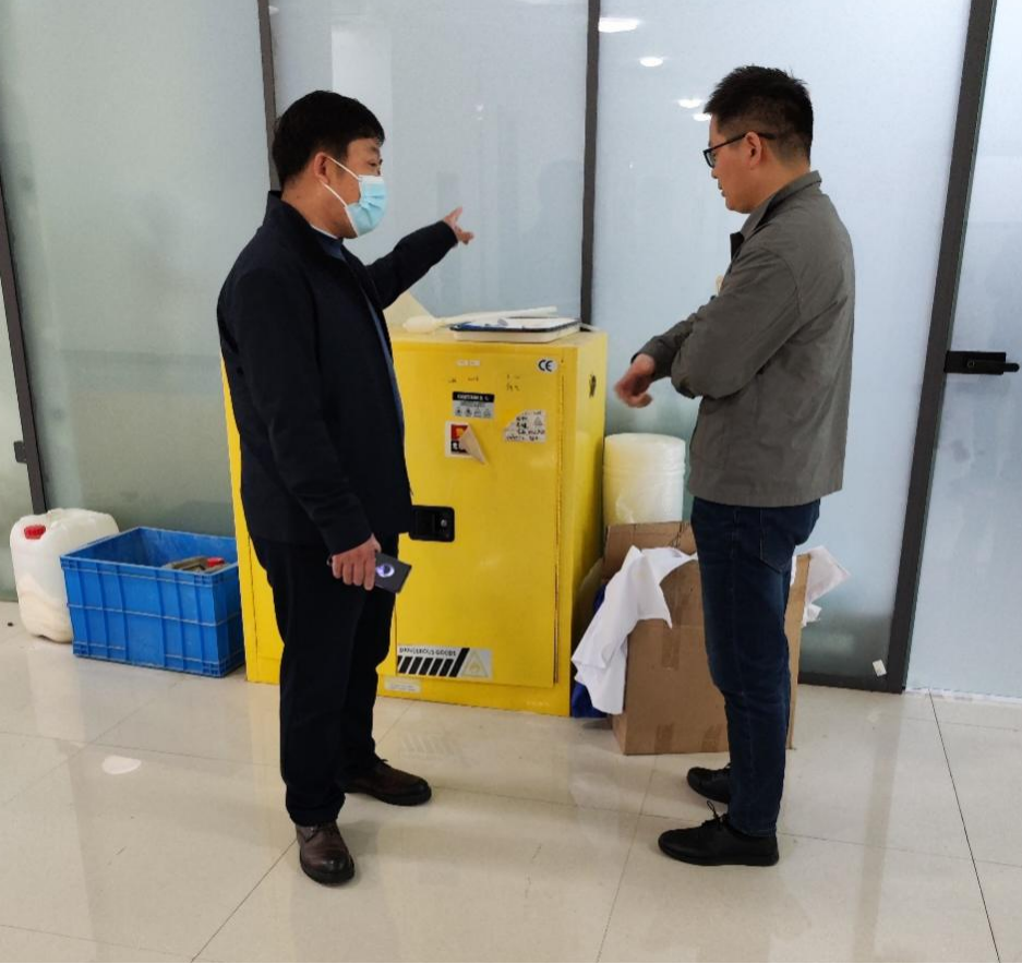 ���ߵ����˿��ֽ�