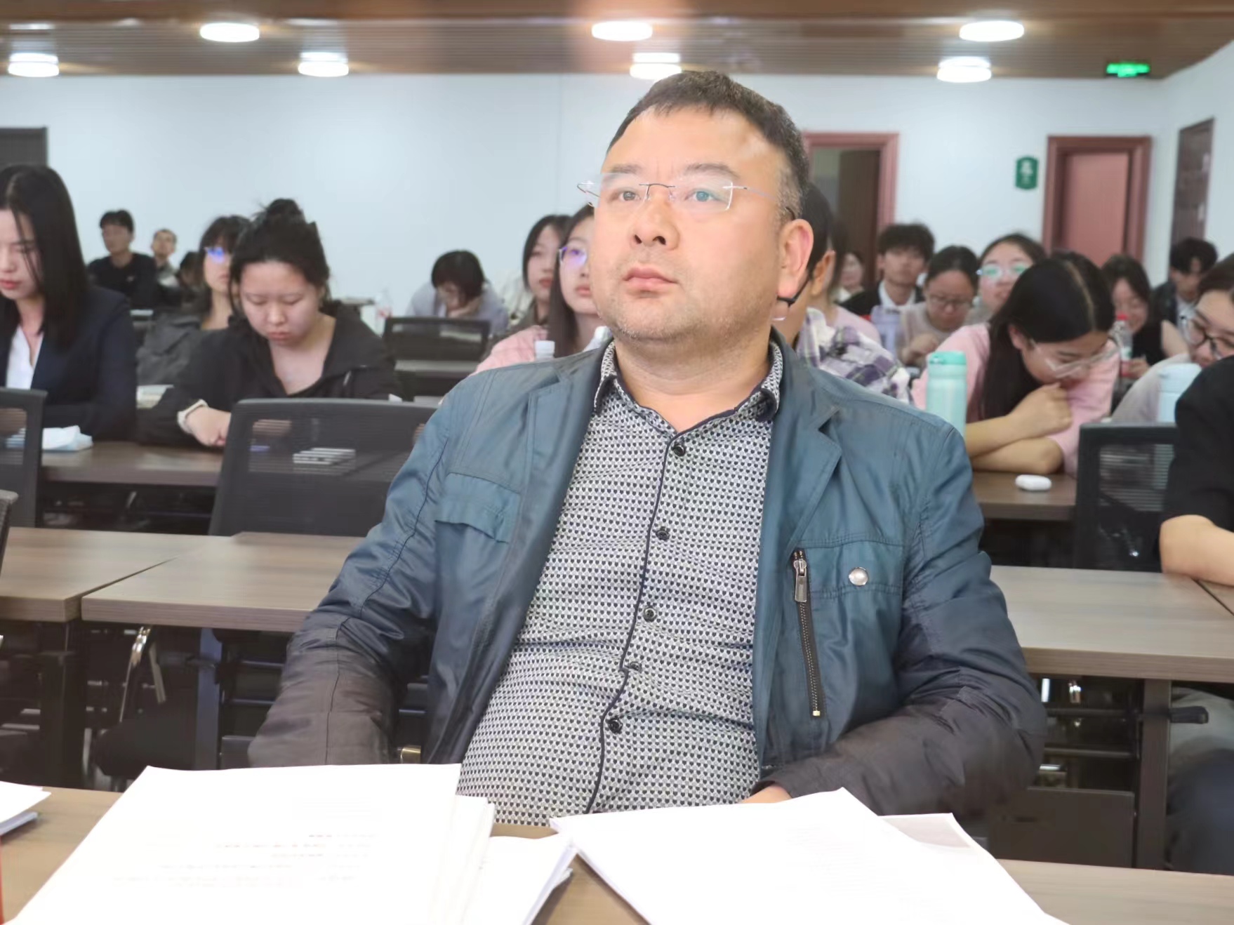 ���ߵ����˿��ֽ�