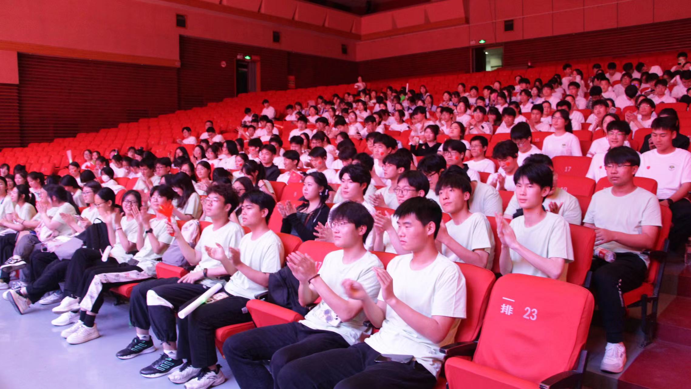 ���ߵ����˿��ֽ�