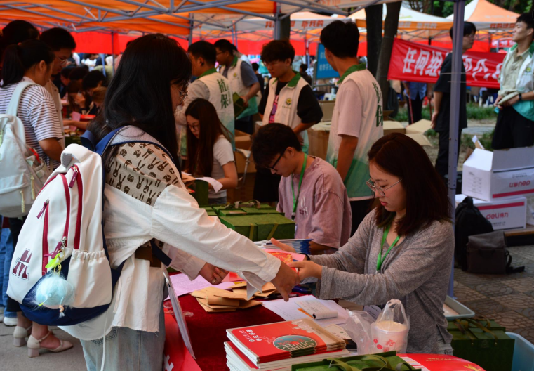 在线德州扑克现金