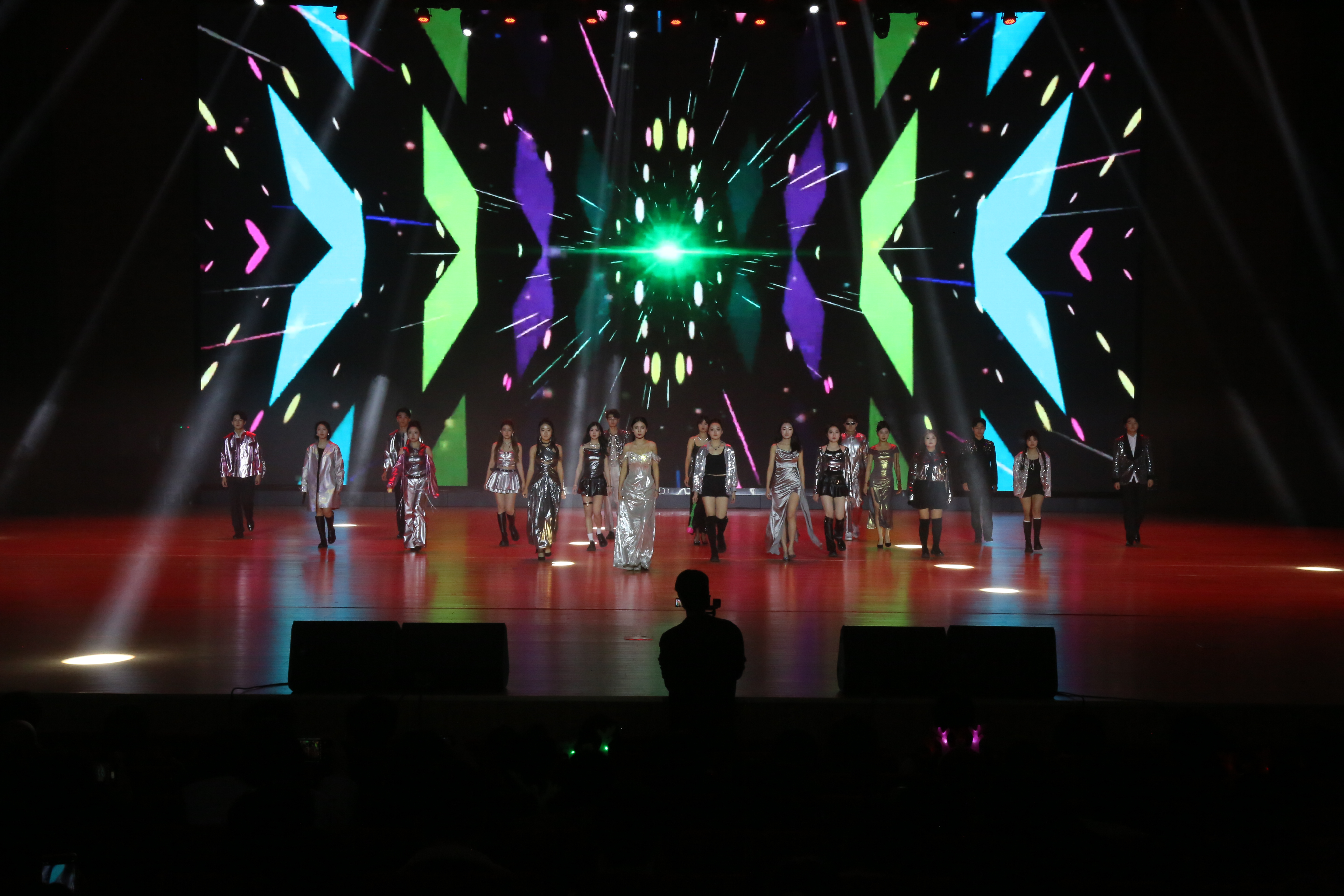 ���ߵ����˿��ֽ�