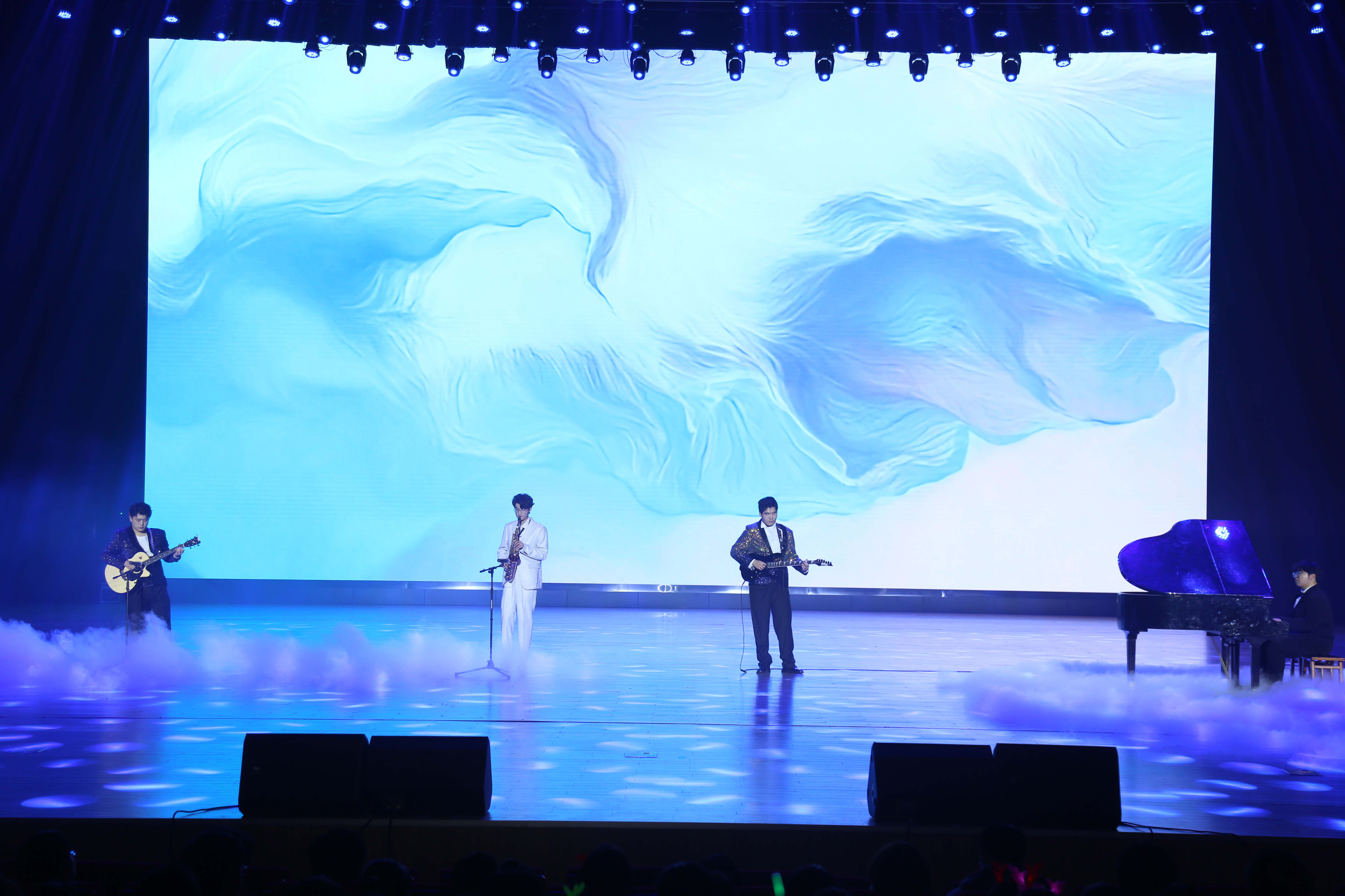 ���ߵ����˿��ֽ�