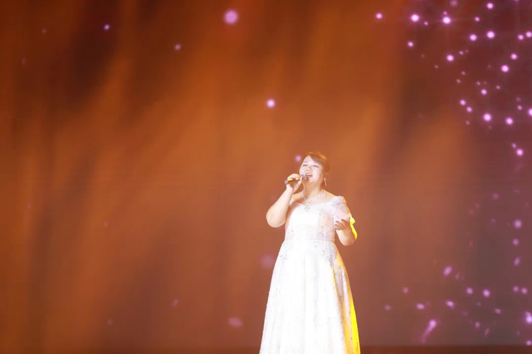 ���ߵ����˿��ֽ�