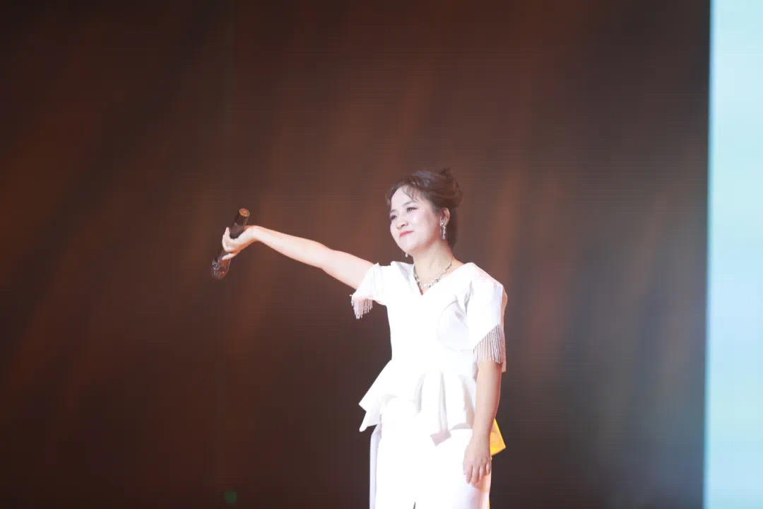 ���ߵ����˿��ֽ�