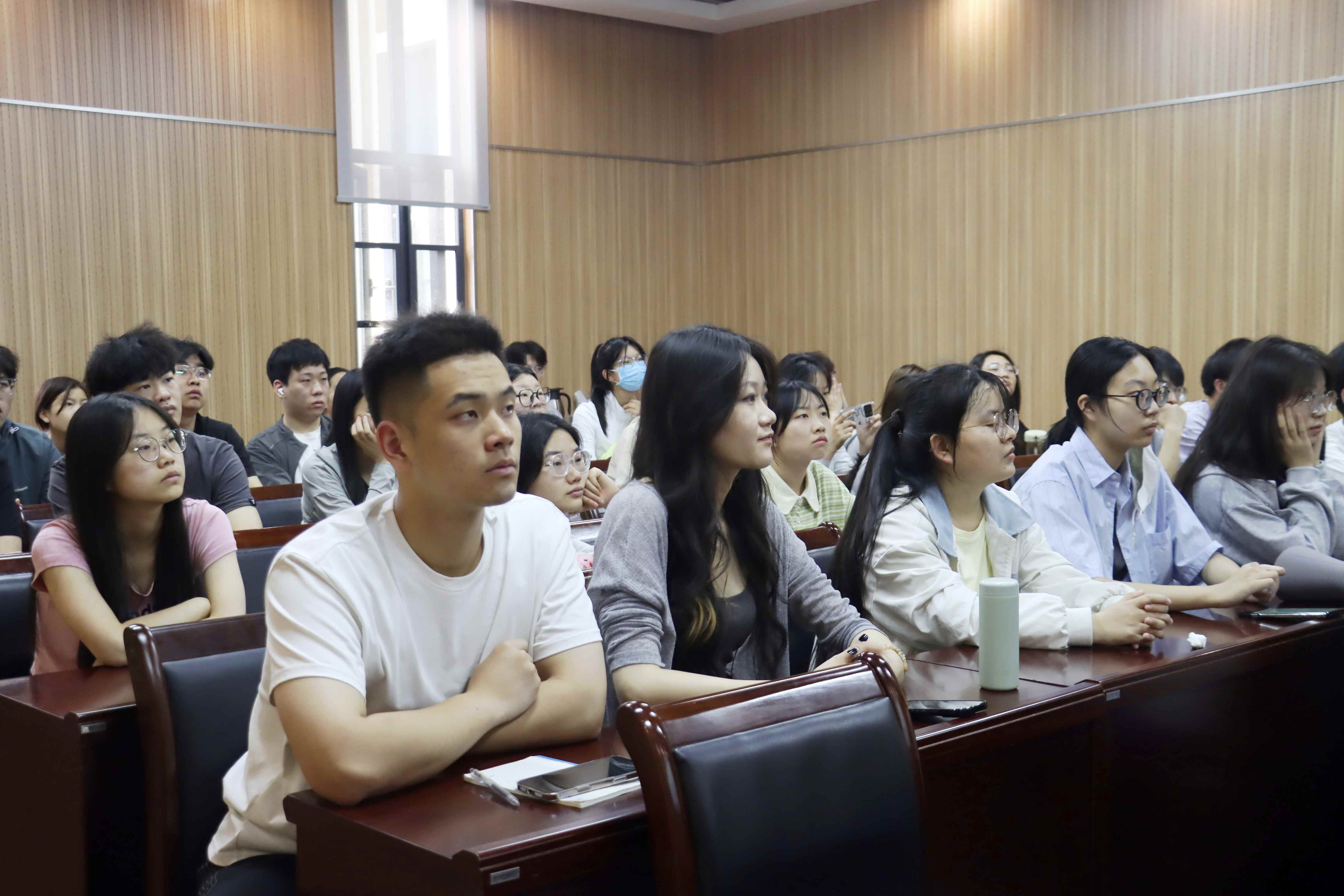 在线德州扑克现金