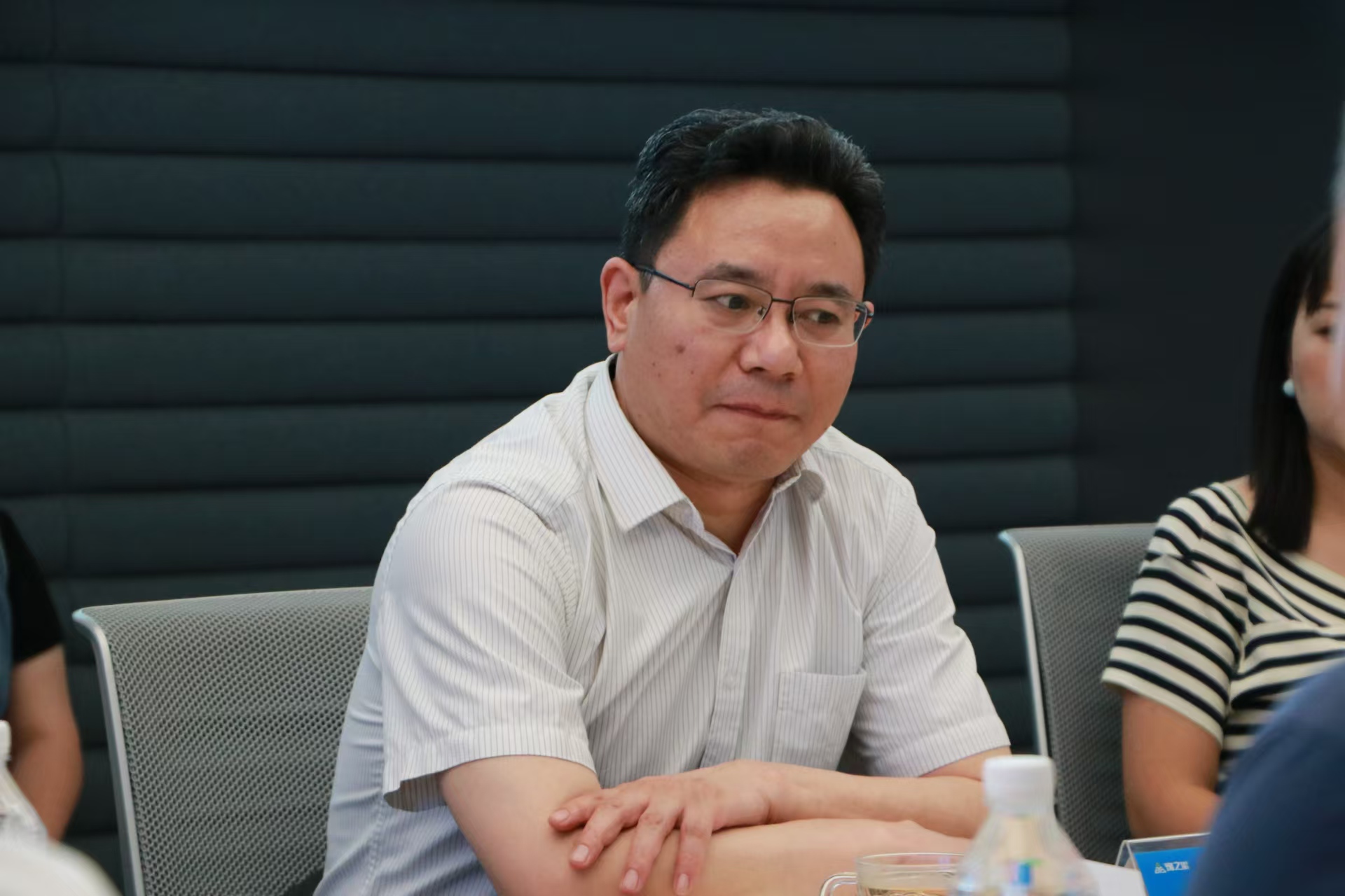 ���ߵ����˿��ֽ�