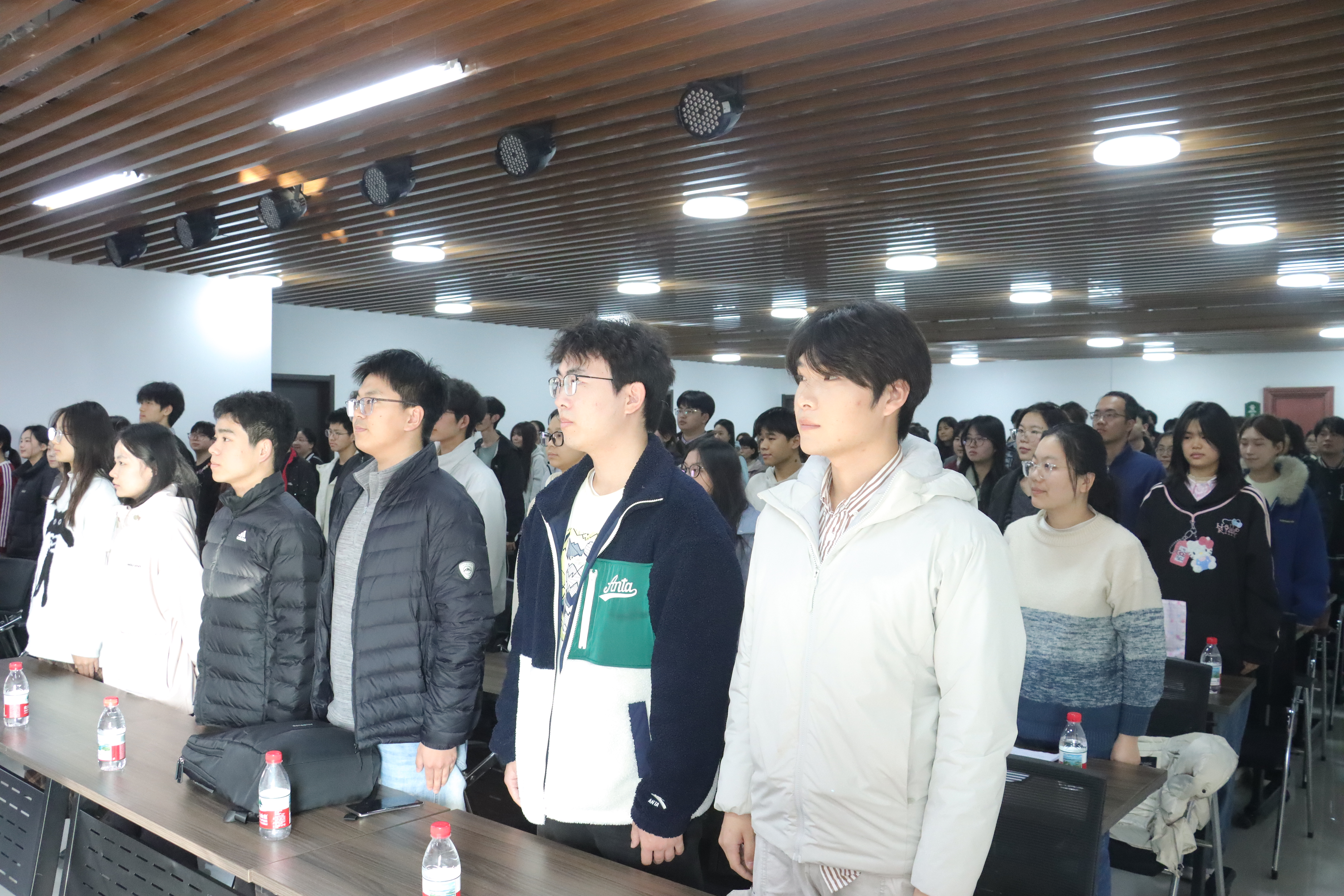 在线德州扑克现金