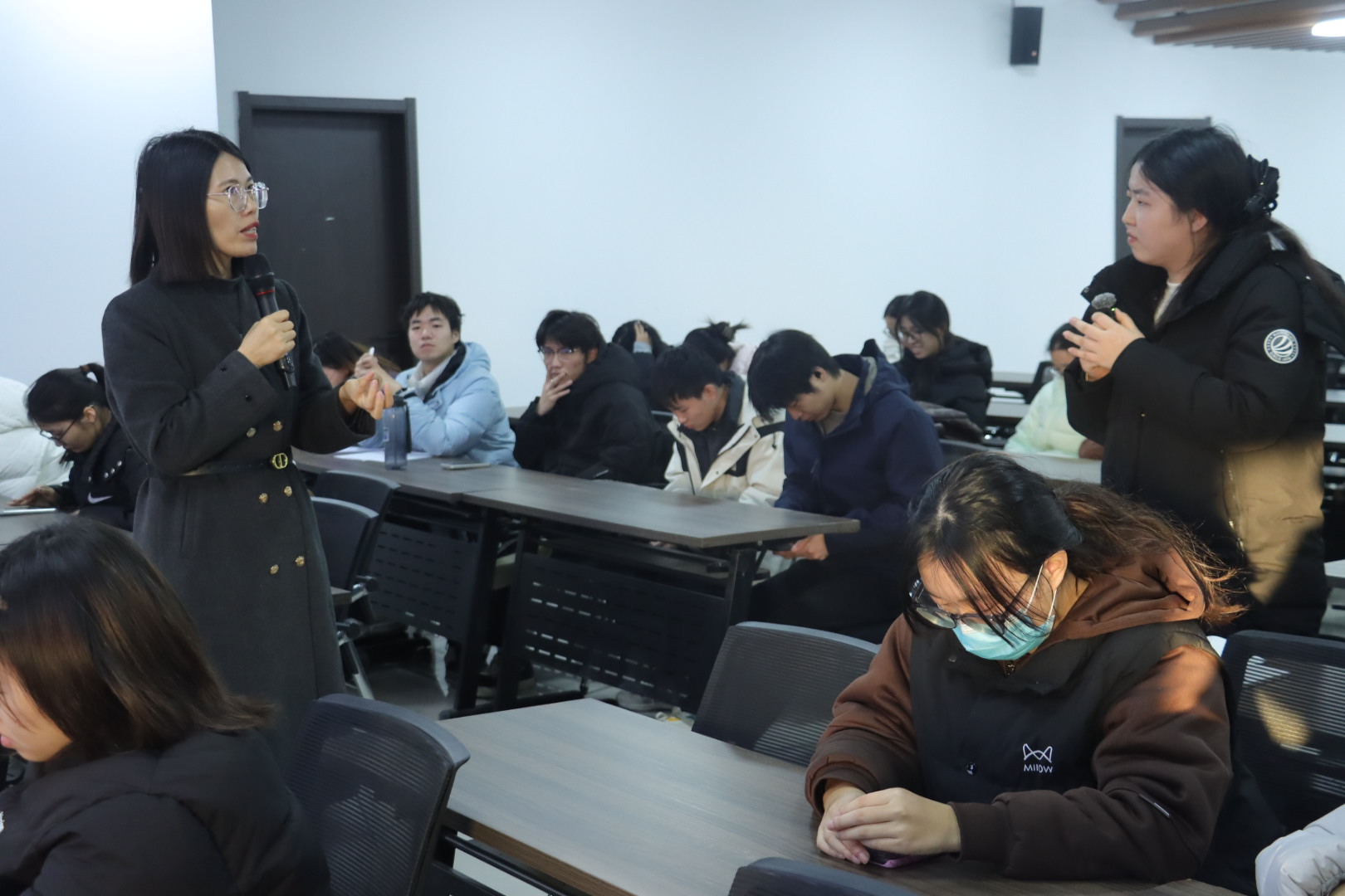 ���ߵ����˿��ֽ�