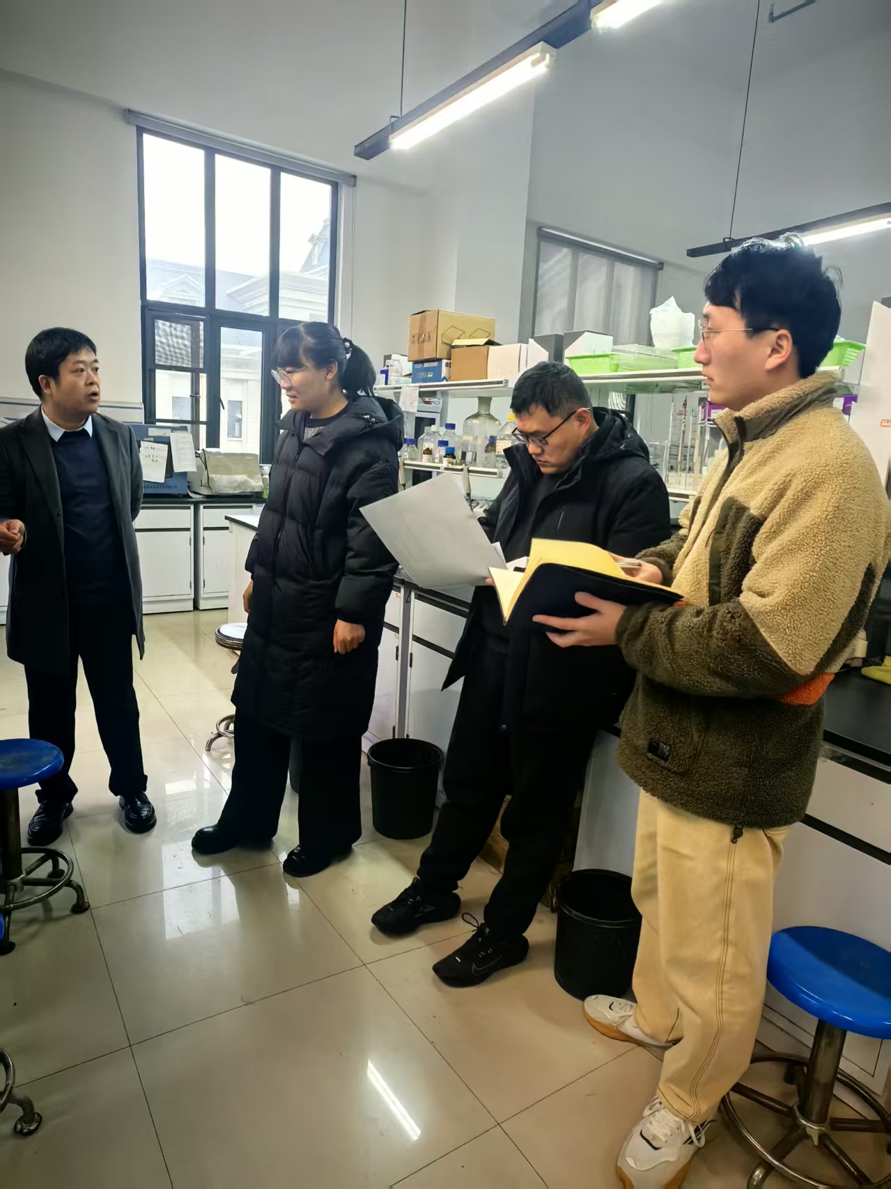 ���ߵ����˿��ֽ�