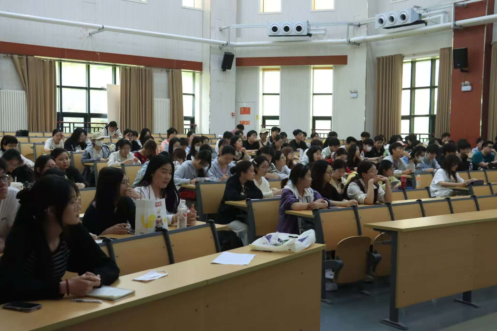 ���ߵ����˿��ֽ�